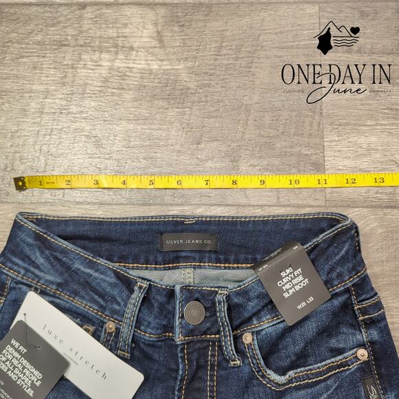 Silver Jeans Co Suki Curvy Fit Mid Rise Slim Boot Jeans Size 25 (2) - Picture 3 of 6